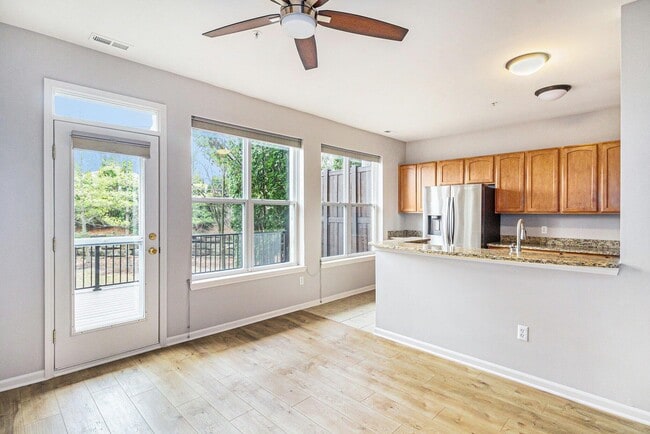 Building Photo - 3138 Asher Rd