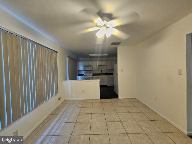 Building Photo - 1608 Beacon Hill Dr