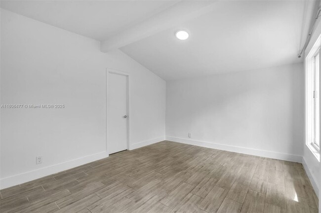 Building Photo - 315 NW 50th St