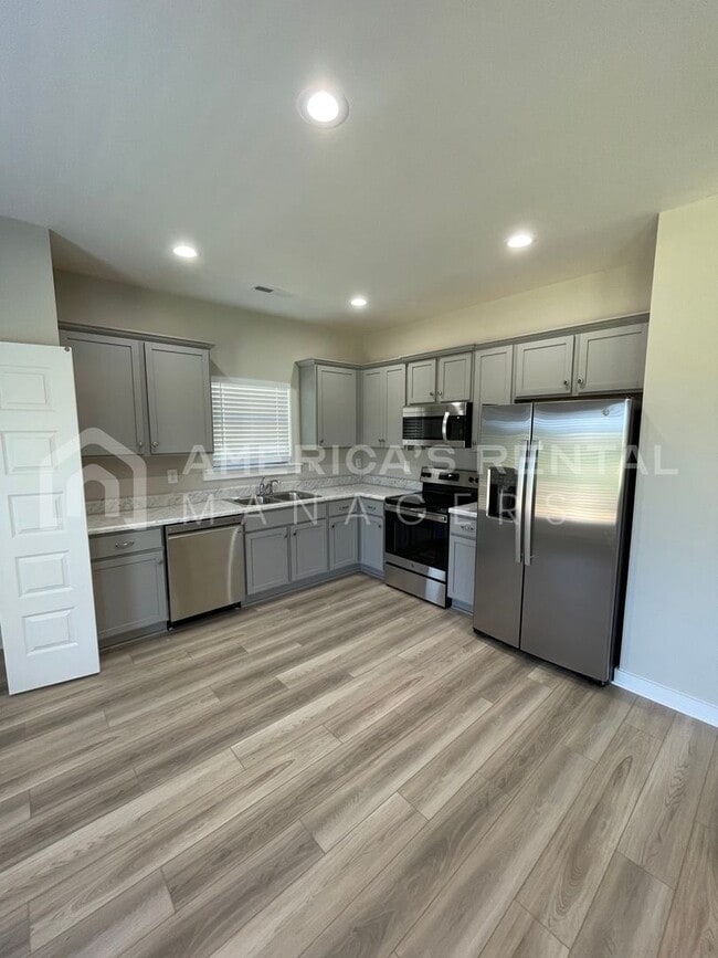 Building Photo - Home for Rent in Eva, AL!