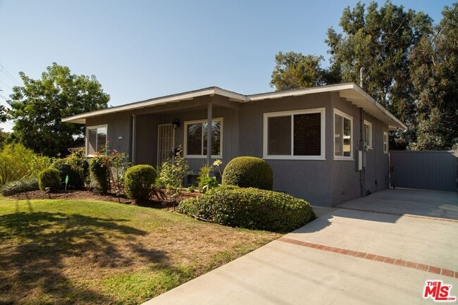 Building Photo - 5258 Thornburn St
