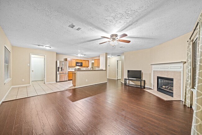 Building Photo - 19603 Yaupon Mist Dr