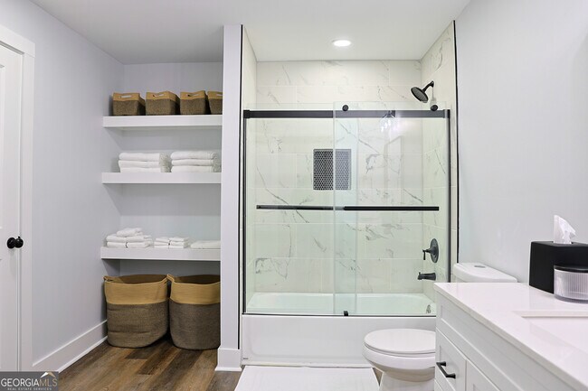 Building Photo - 2184 Skye Isles Pass SE