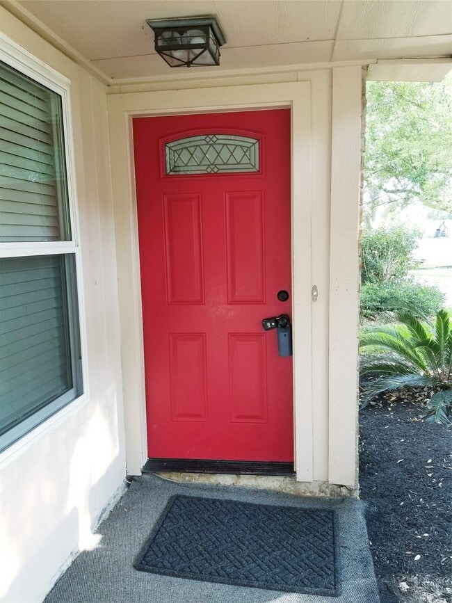 Building Photo - 3731 Westheimer Pl Dr