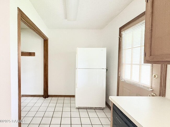 Building Photo - 1149 Willow Creek Dr