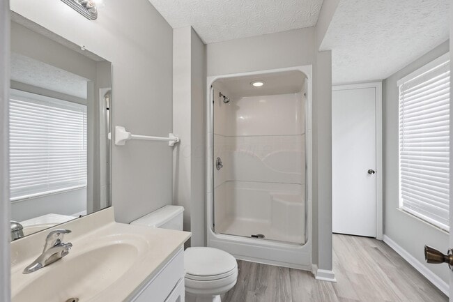Building Photo - 205 Brownsfell Dr