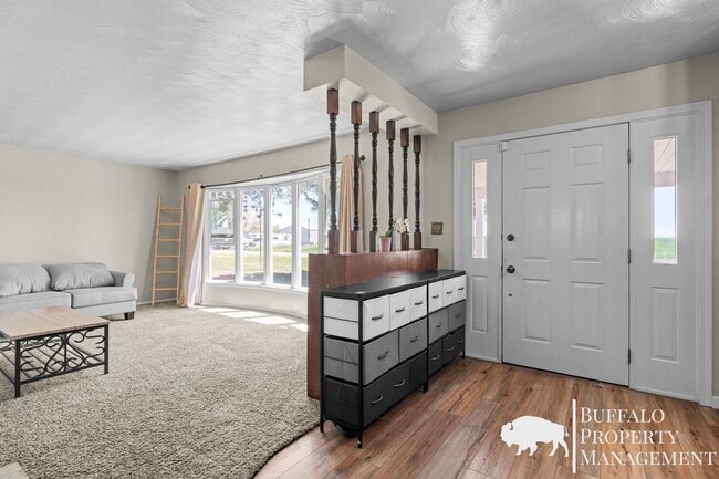 Building Photo - Charming Country Home on 2 Acres | 5 Bed | 3 Bath | Blackfoot, ID