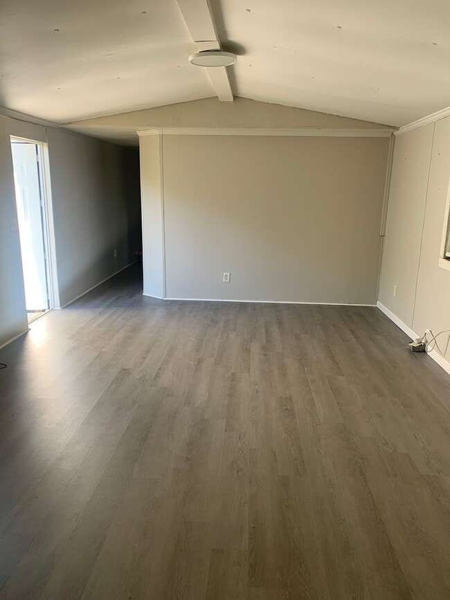 Building Photo - Available Now! $800 a month. No Pets. Call 803-537-0185