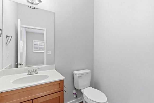 Building Photo - 1168 Autumn Ridge Dr