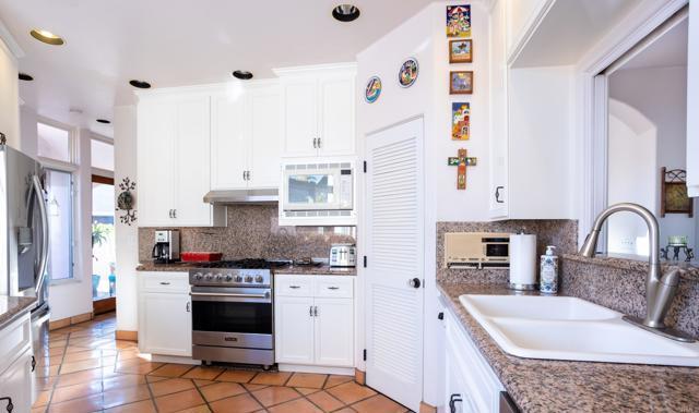 Building Photo - 1612 Cajon Pl