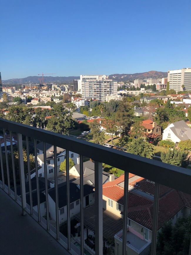 Kitchen balcony view - 10751 Wilshire Blvd