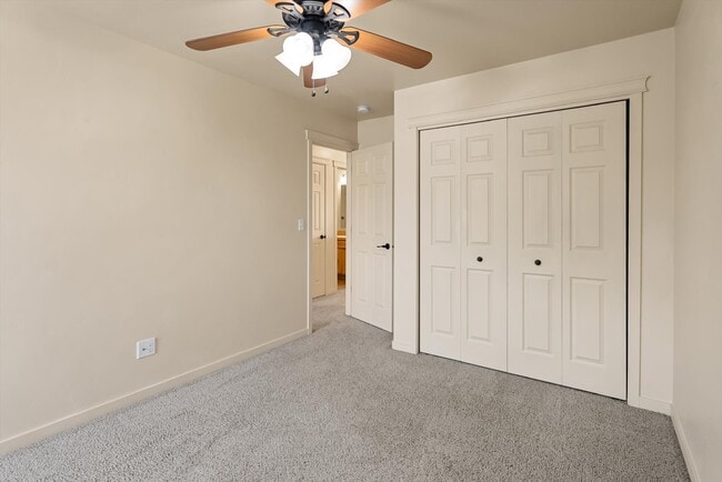 Building Photo - 11 Muskrat Dr