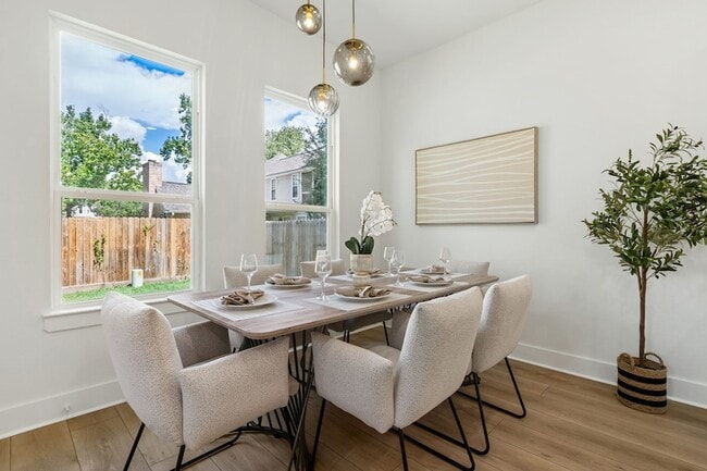 Building Photo - 22806 August Leaf Dr