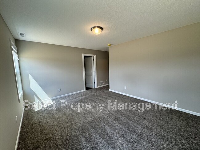 Building Photo - 4903 Whittlebury Dr