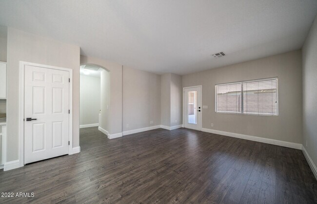 Building Photo - 3649 S Loback Ln