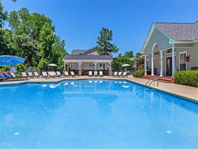 Pool - Walden Glen Apartments