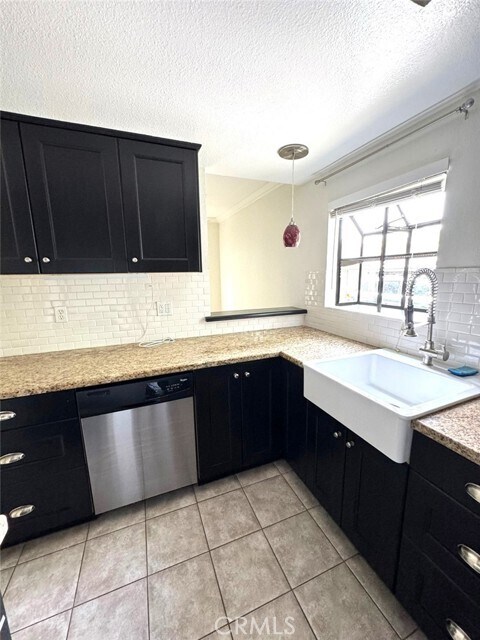 Building Photo - 1083 Shadowridge Dr
