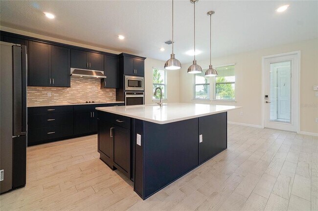 Building Photo - 6570 Rover Wy
