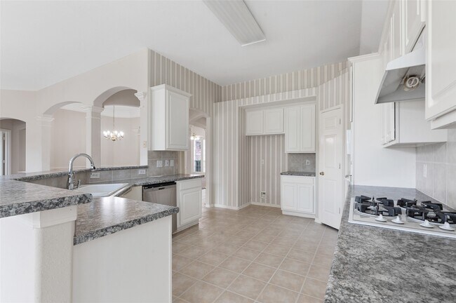 Building Photo - 18407 Timber Strand Dr