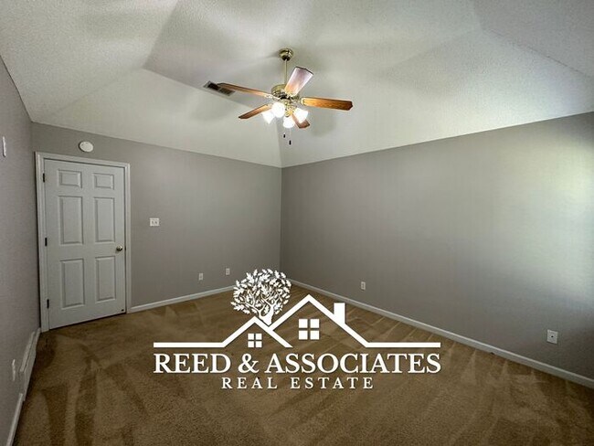 Building Photo - Cordova Home Located off of Houston Levee!