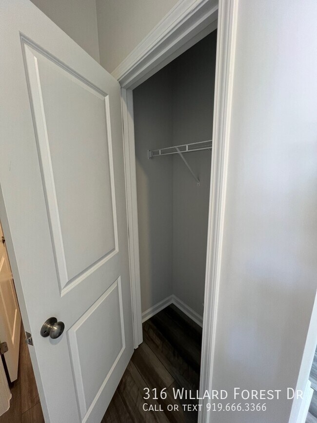 Building Photo - 316 Willard Frst Dr