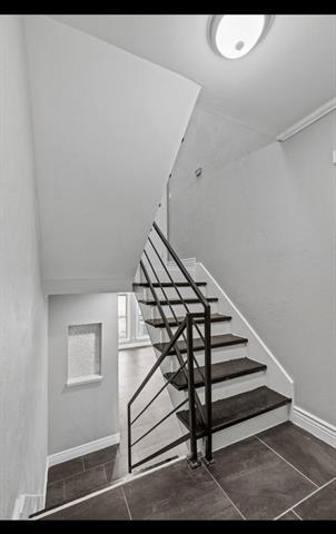 Building Photo - 3926 Mediterranean St