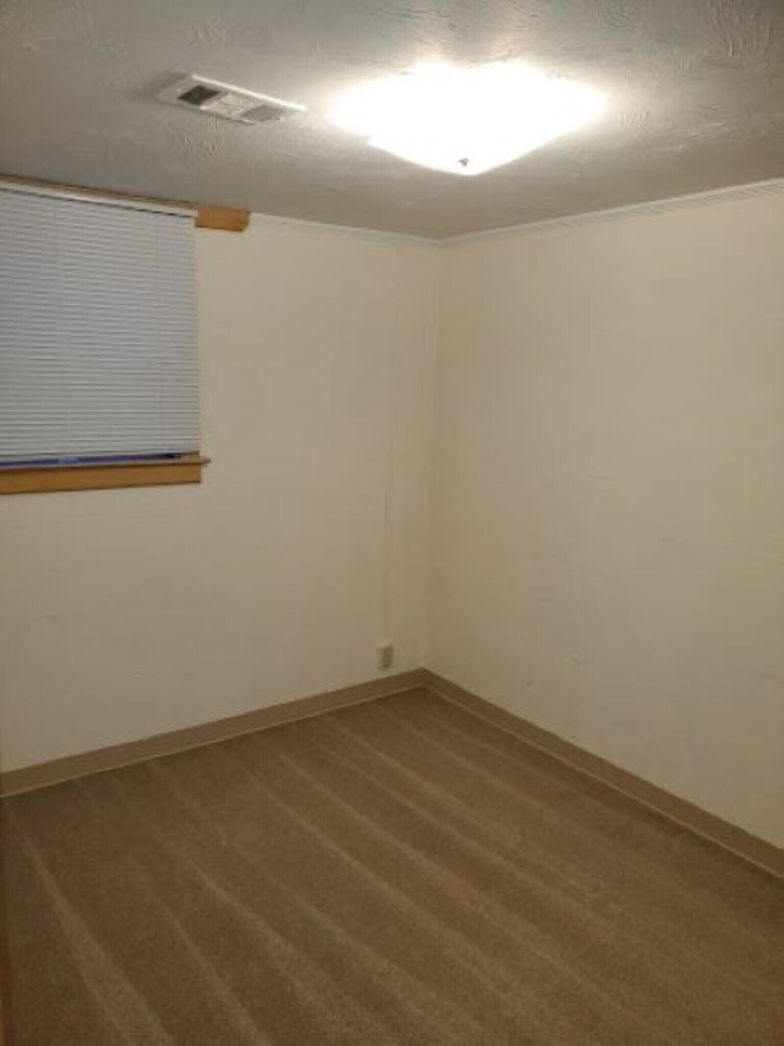 Bedroom - 3260 Mohawk St