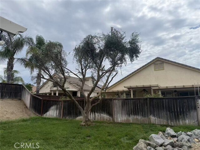 Building Photo - 36228 Bur Oaks Ave