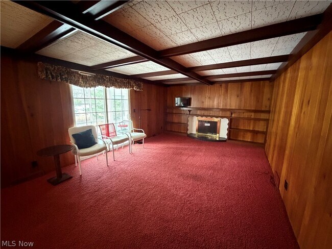 Building Photo - 290 Glenview Rd