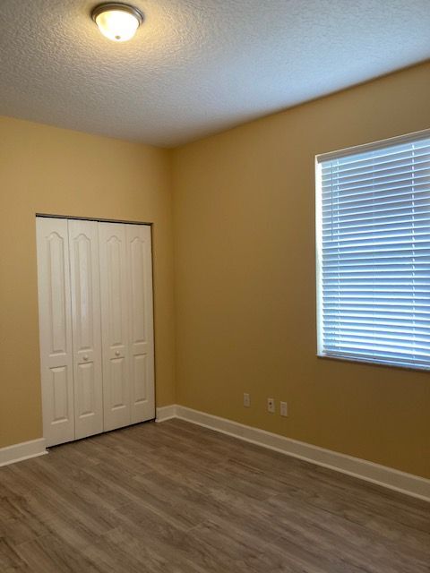 Building Photo - 87 Patric Dr