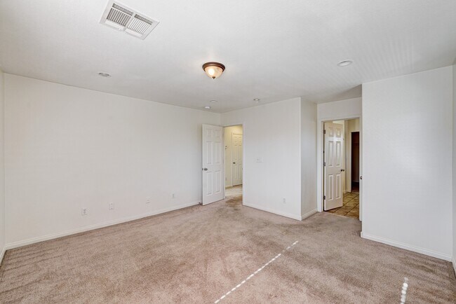 Building Photo - 9065 Diamond Bridge Ave