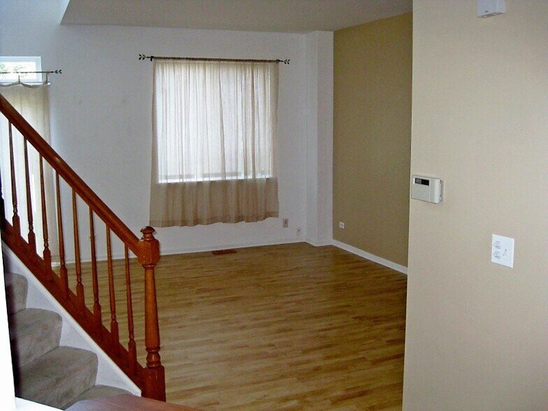 Building Photo - 1387 Redbridge Ct