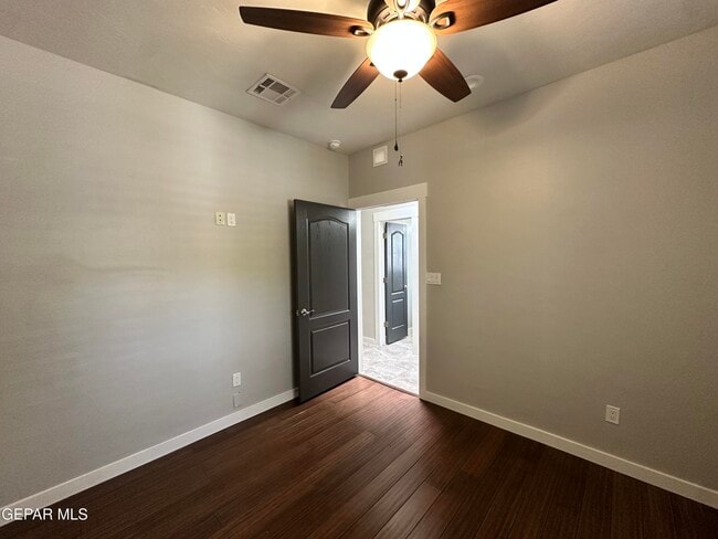 Building Photo - 13108 Round Ridge