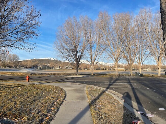 Building Photo - 3315 E Windhover Rd