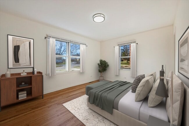 Building Photo - 580 Ivy Ct