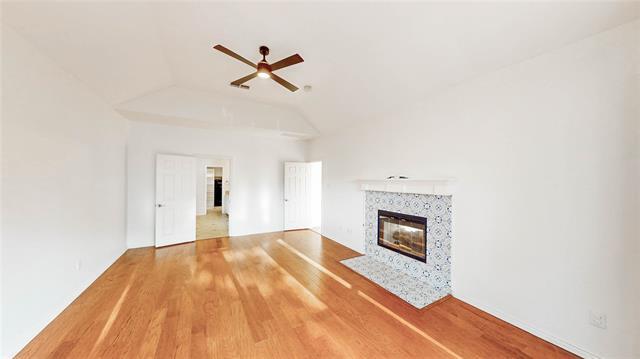 Building Photo - 2701 Stone Creek Dr