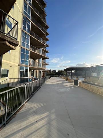 Building Photo - 1001 Belleview St