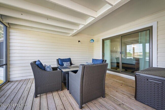 Building Photo - 10 Little Bay Harbor Dr
