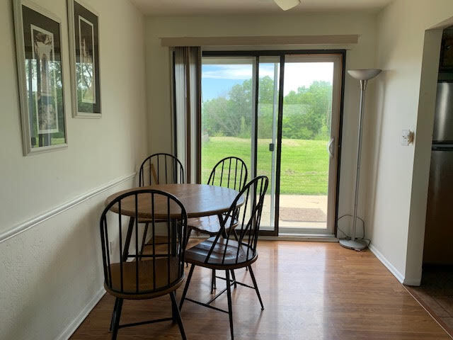 Building Photo - 2067 Libertyville Rd