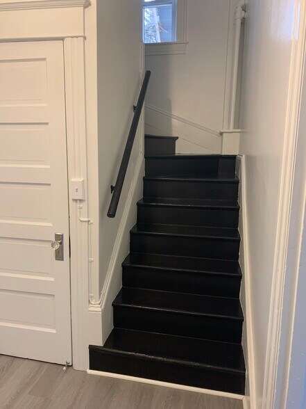 Building Photo - 128 E Wayne Ave