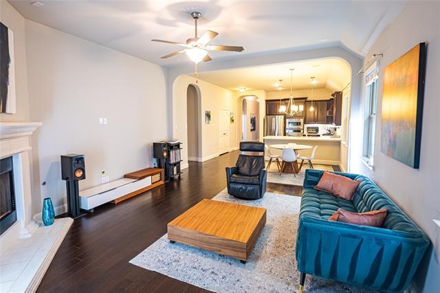 Building Photo - 8620 Grassland Dr