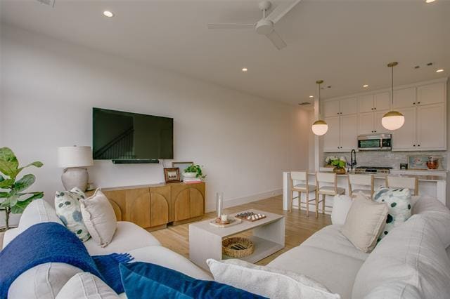 Building Photo - 6039 Lewis St