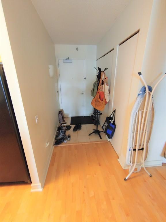 Building Photo - 1 bedroom in CHICAGO IL 60611