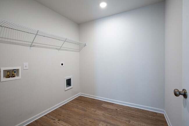 Building Photo - Minutes to Downtown Dawsonville, Rock Creek Park & More—Welcome Home