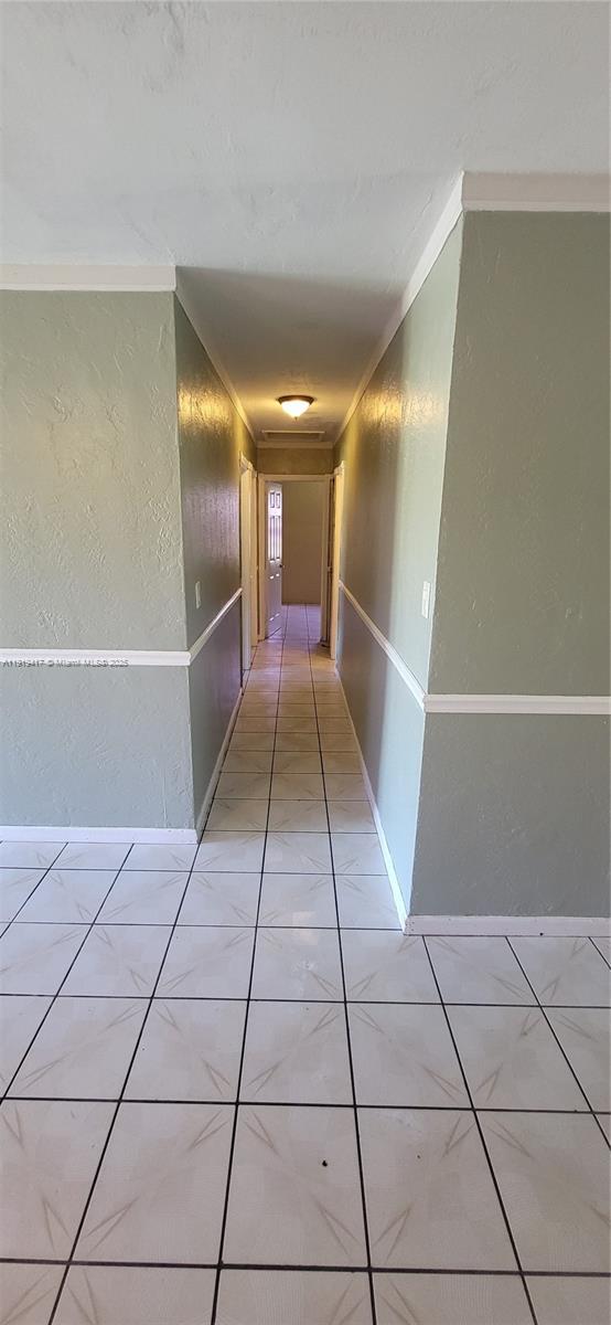 Building Photo - 1310 NE 143rd St