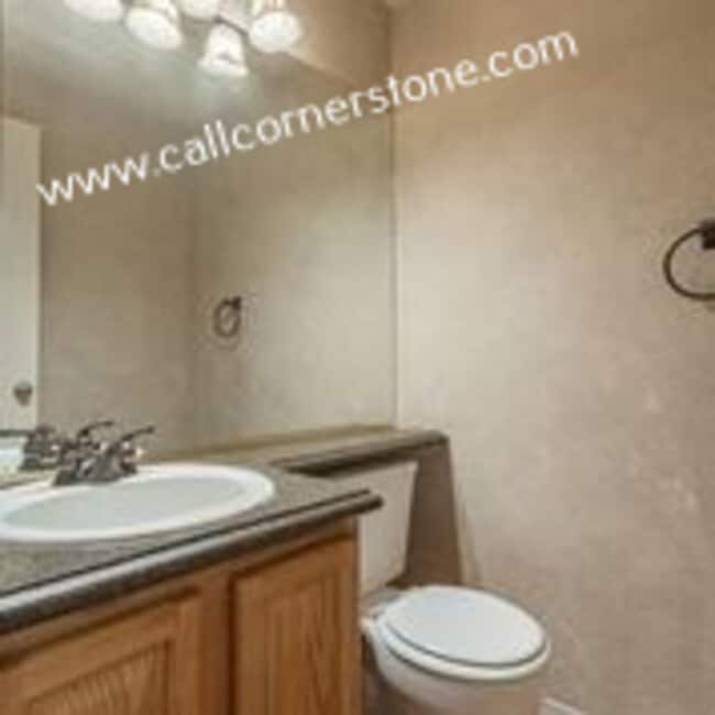 Building Photo - 630 Fernglen Ct