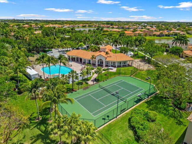 Building Photo - 10652 Ivanhoe Ln