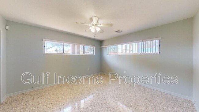 Building Photo - 3111 26th St W