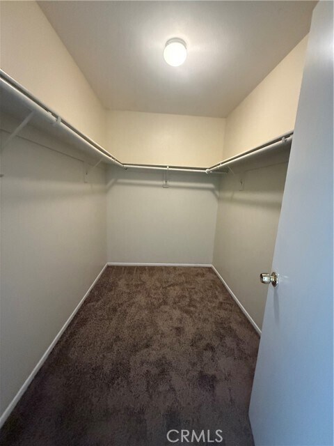 Building Photo - 2607 N Fitzsimmons Ave
