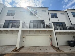 Building Photo - Brand New Townhome in the heart of Ballant...